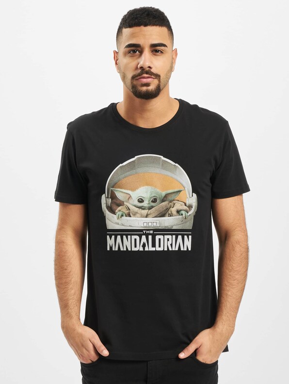 Baby Yoda Mandalorian Logo-2