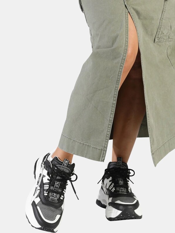Triplet Hollow Vegan Nappa/Mesh-6