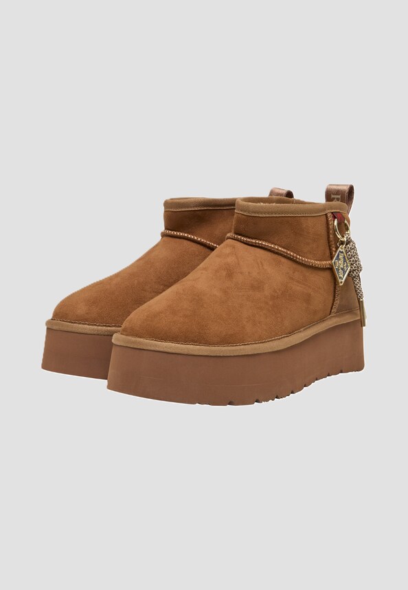 CHIC TREAD-0