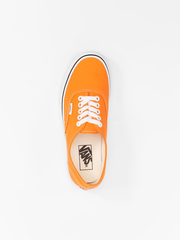UA Authentic-4