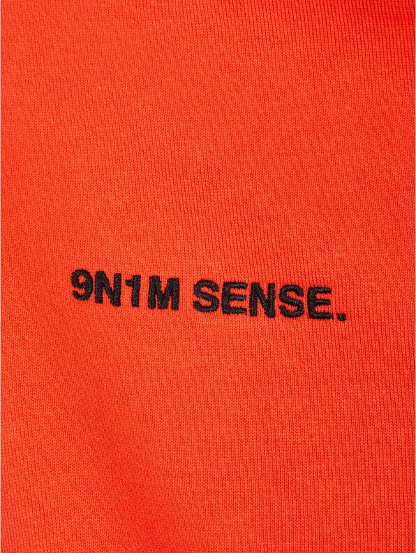 Essential -4