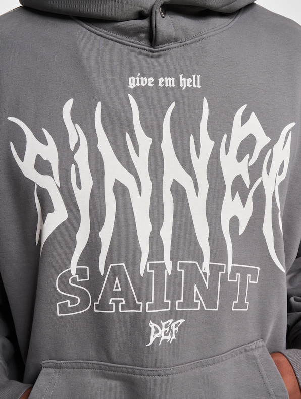 Saint -3