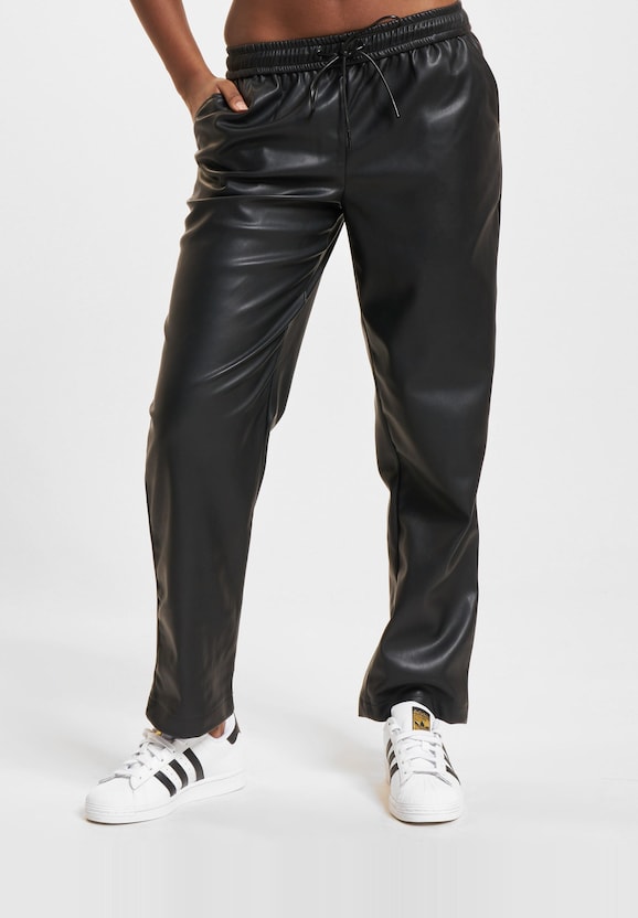 Hero Faux Leather Pull Up-2