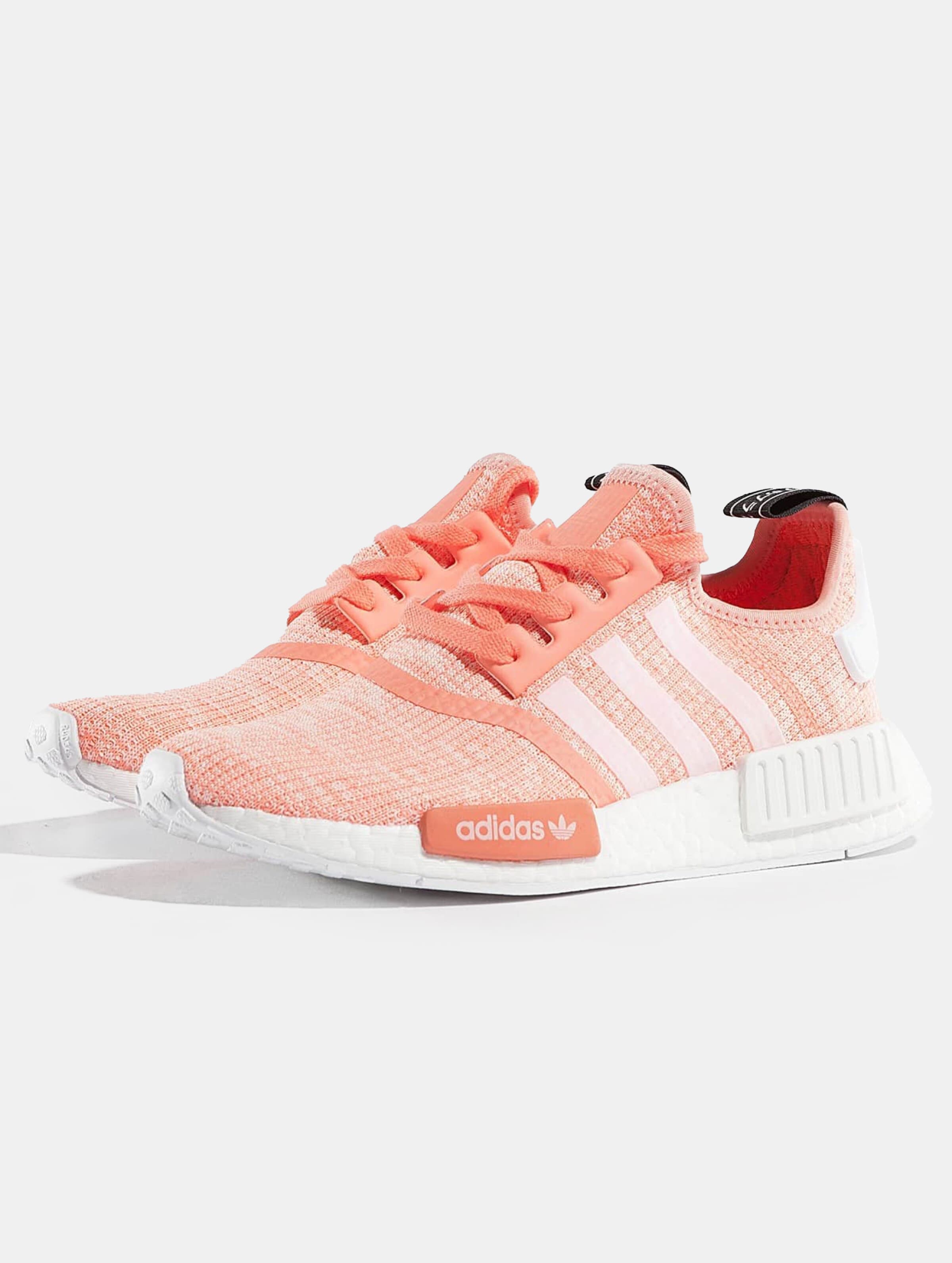 Adidas primeknit r1 nmd best sale