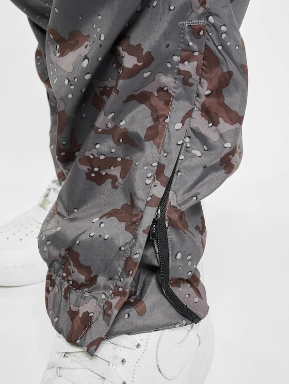 Camo -6