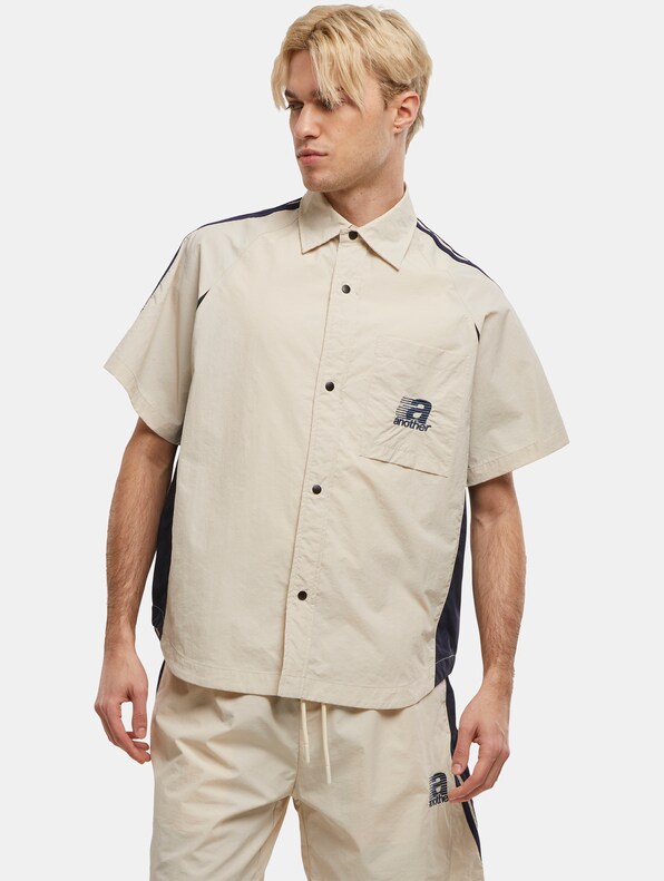 Sporty Short Sleeve Shirt-0