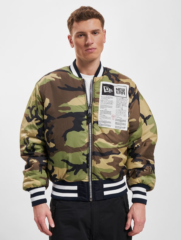 New Era New York Yankees x Alpha Industries Bomber Jacke-2