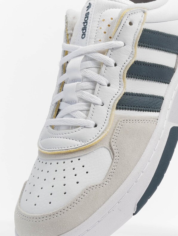 Adidas Originals Courtic Sneakers-7