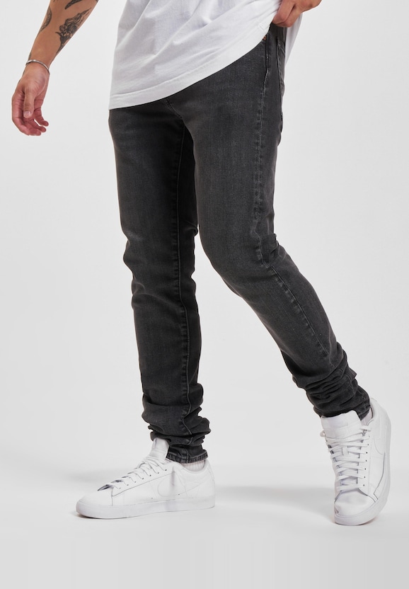 Levis Taper Jeans-0
