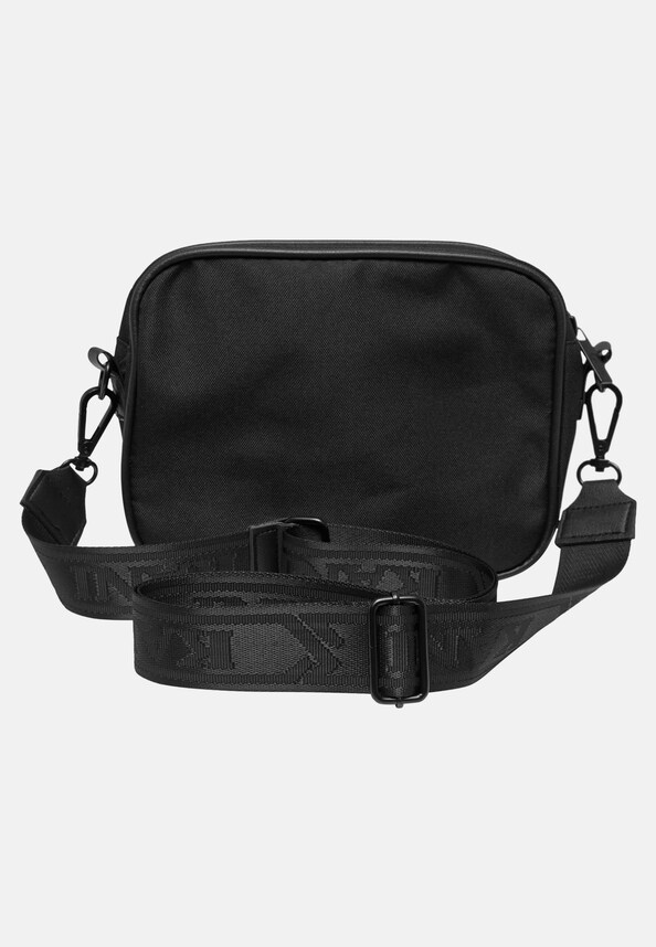 Signature Essential Messenger-1