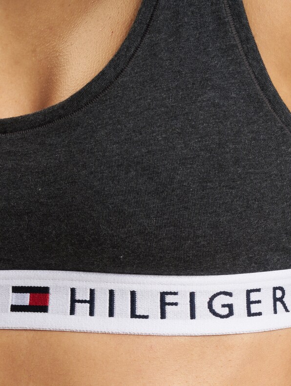 Hilfiger -3