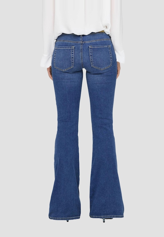 Reese Retro Flared-1