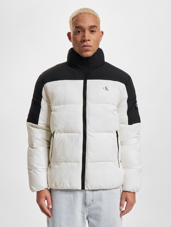 Calvin Klein Blocking Non-Down Puffer Jackets-2