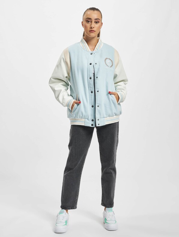 Retro Emblem Block College-7