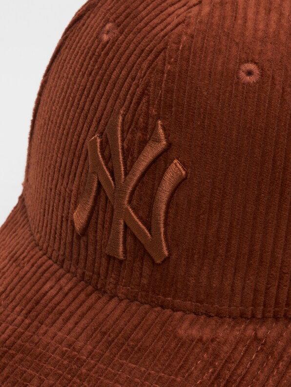 New Era Cord 9Forty New York Yankees Snapback Caps-3