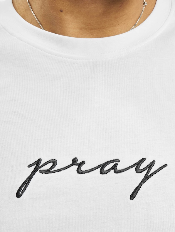 Pray Emb-3