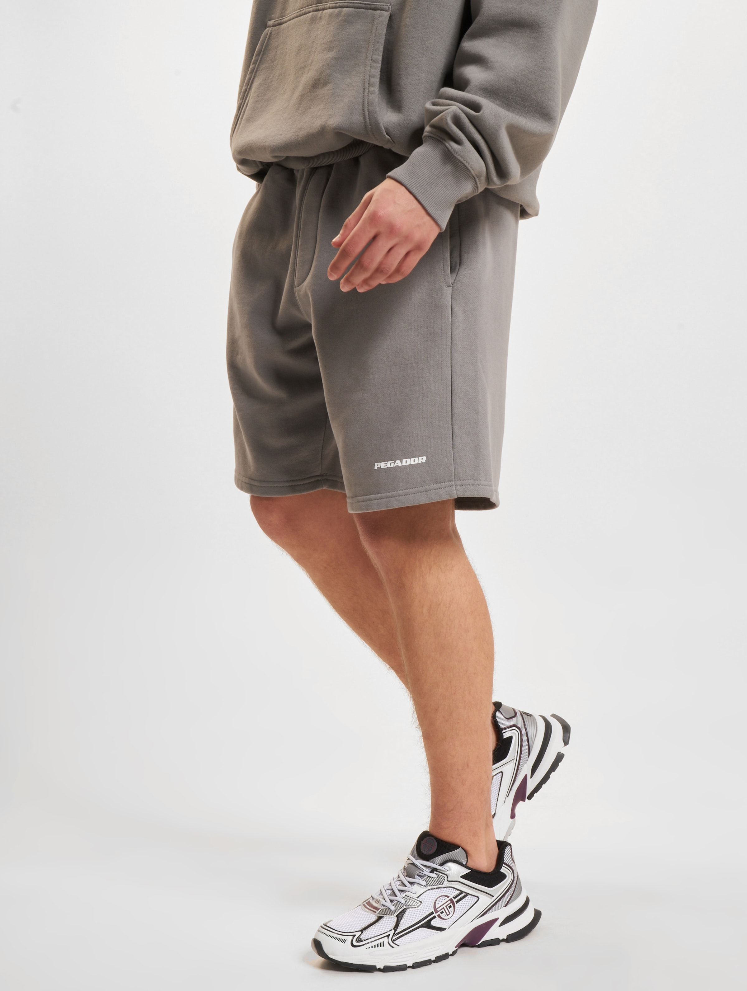 PEGADOR Logo Heavy Shorts Mannen op kleur grijs, Maat S