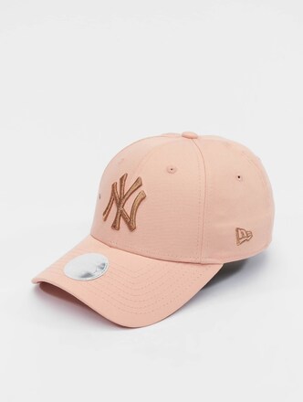 MLB New York Yankees Metallic Logo 9Forty 
