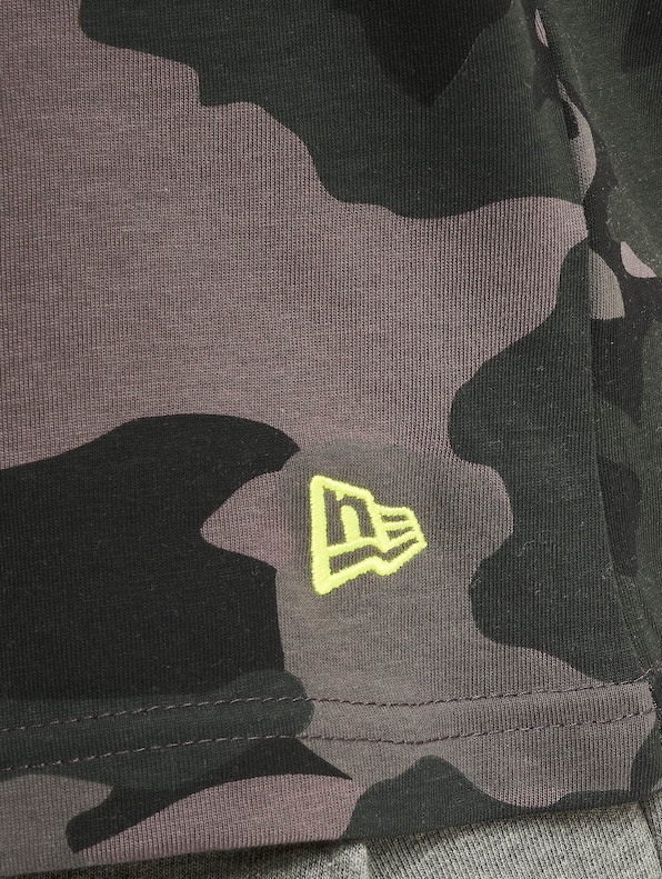 New Era MLB New York Yankees Tank Top Midnite Camo/Neon-3