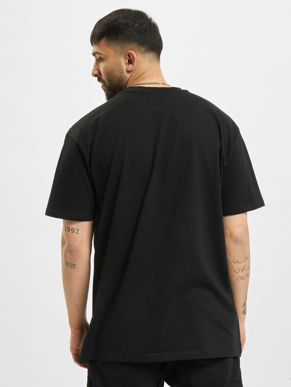 Kindness No Weakness Oversize-1