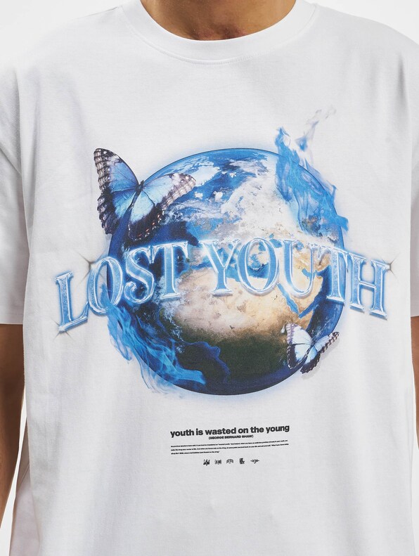 ''World''-4