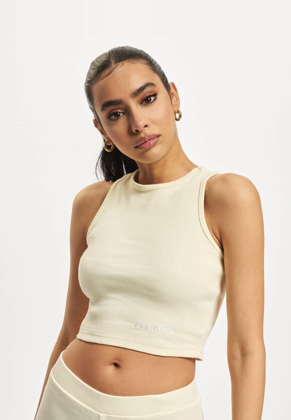 Ayla Crop-1