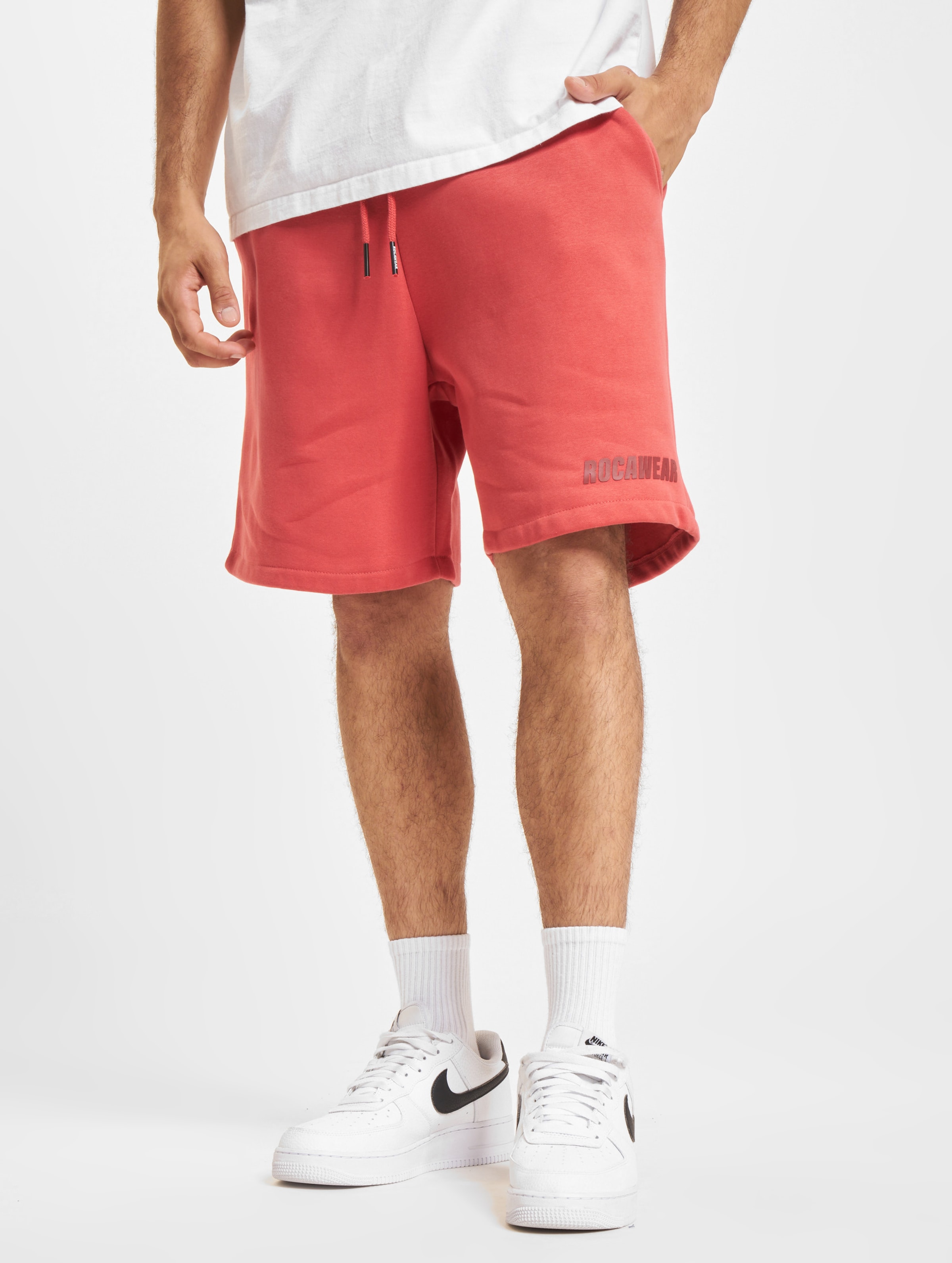 Rocawear Clean Shorts op kleur rood, Maat XXL