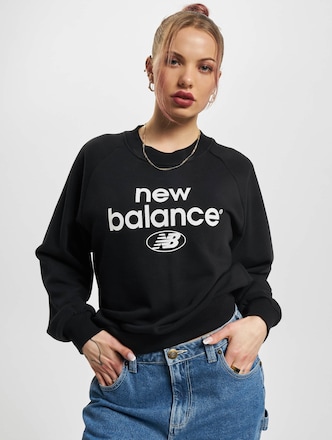 New Balance Essentials Graphic Fleece Sweater