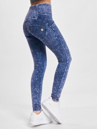 Low waist WR.UP® shaping jeggings in organic jersey