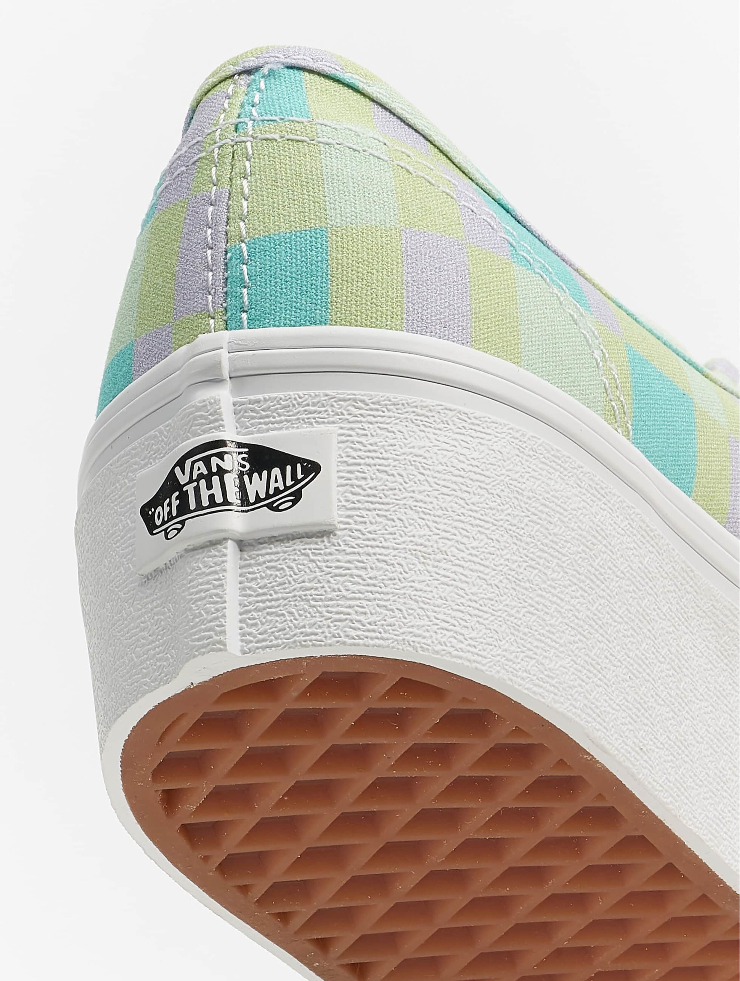Ua Authentic Stackform Canvas