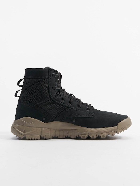 Nike Sfb 6 Nsw Leather Sneakers black/blacklight taupe-3