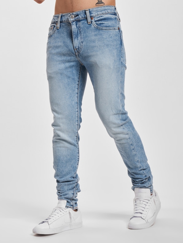 Levis Skinny  Taper Jeans-2