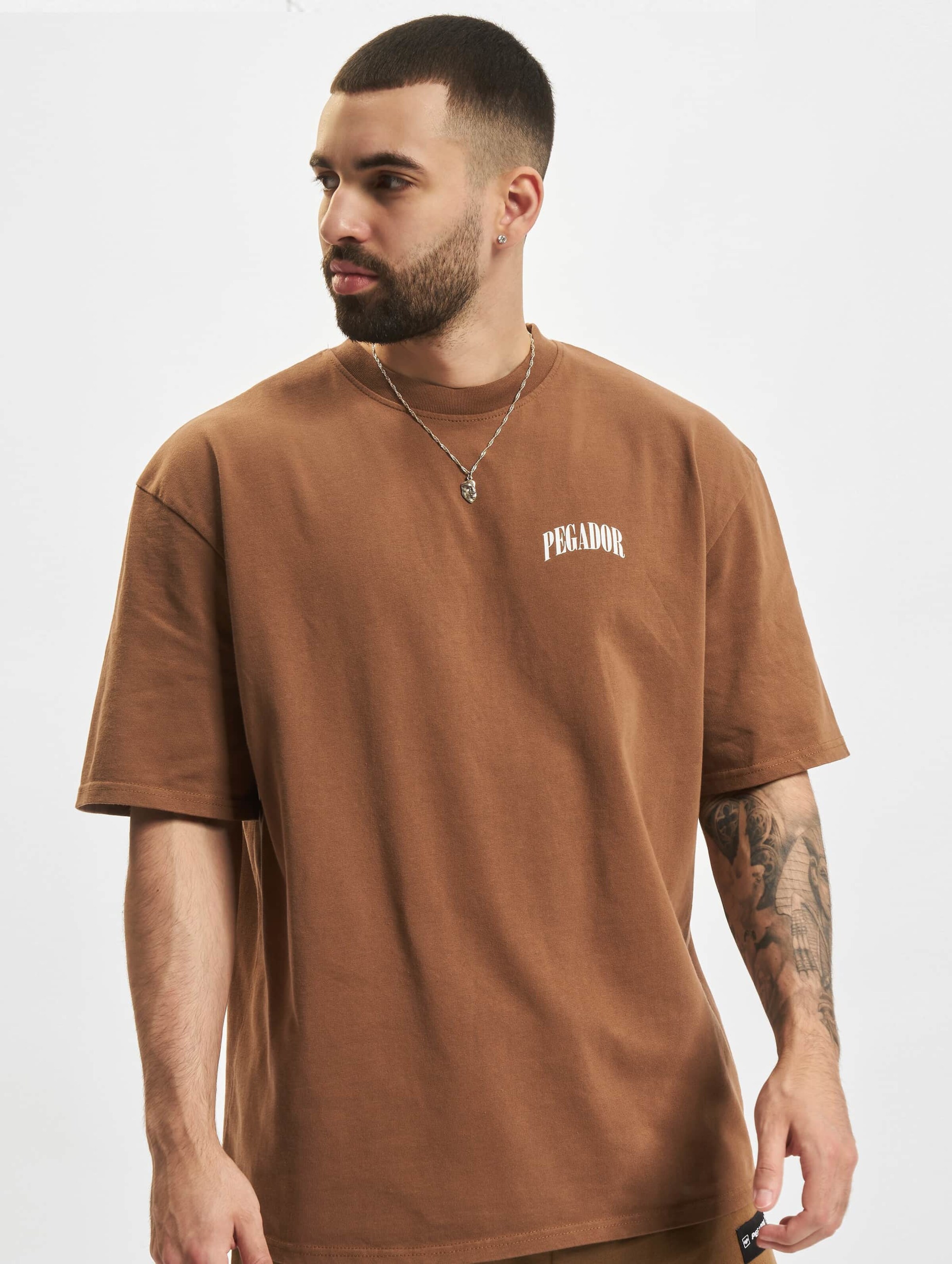 PEGADOR The Life We Chose Oversized T-Shirt Mannen op kleur bruin, Maat L
