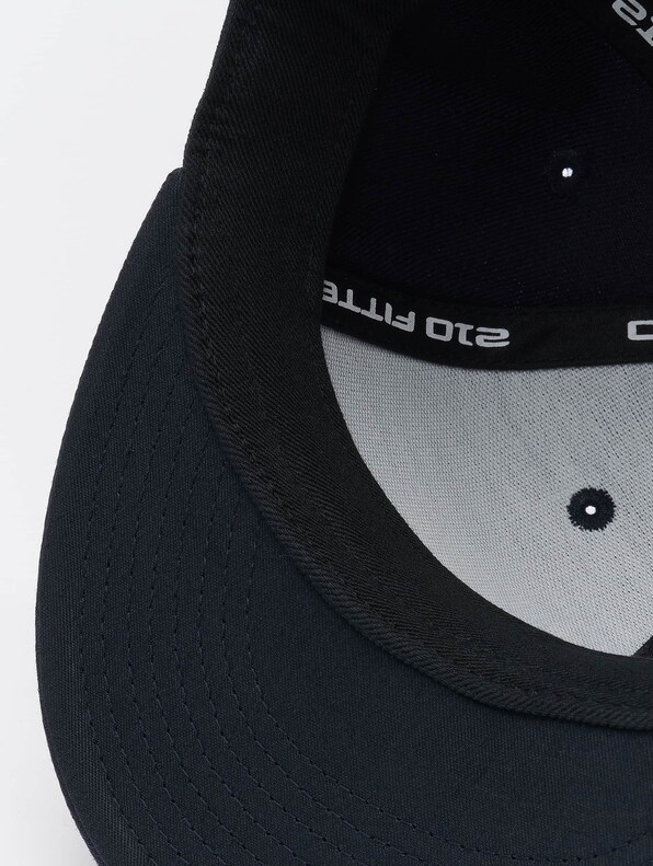  Premium 210 Fitted-2