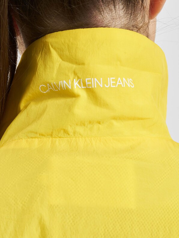 NWT Calvin Klein Performance Leggings. Size small - Depop