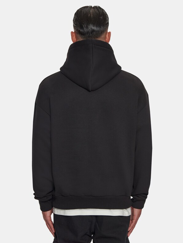 Heavy Oversize Star Circle-1