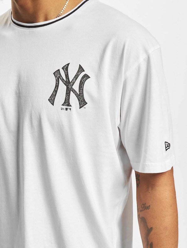 MLB New York Yankees Distressed Graphic Oversized-3