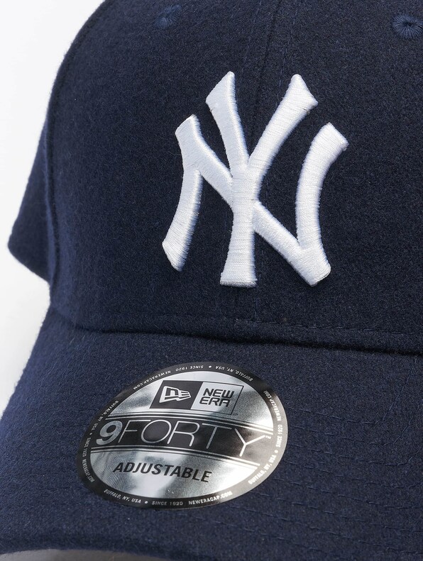 Winterized The League New York Yankees 9Forty-3
