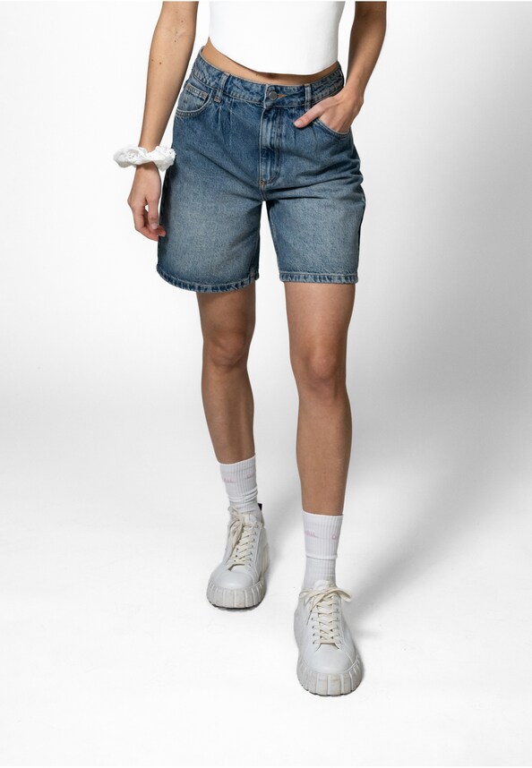 Steffi Socks OH APRIL-0