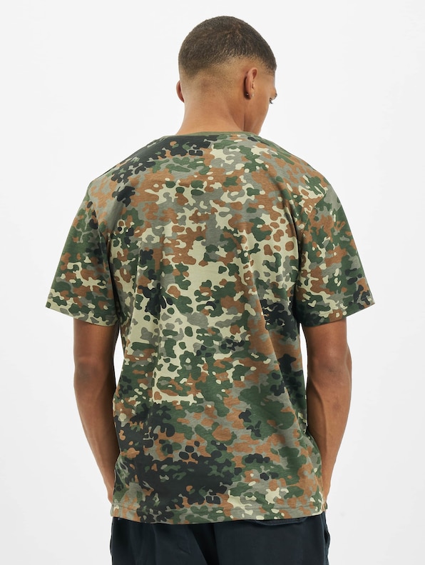 T-Shirt-1