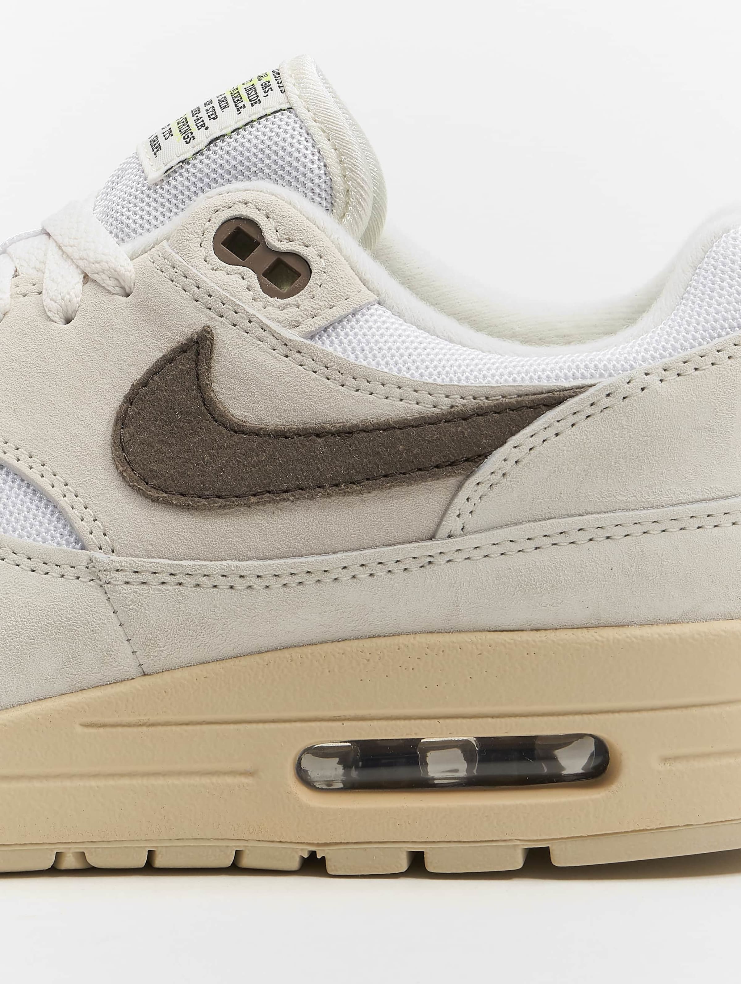 Nike air max 1 beige clearance black