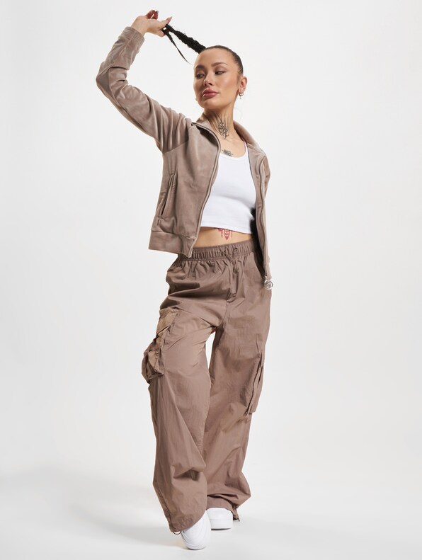 Velour -6