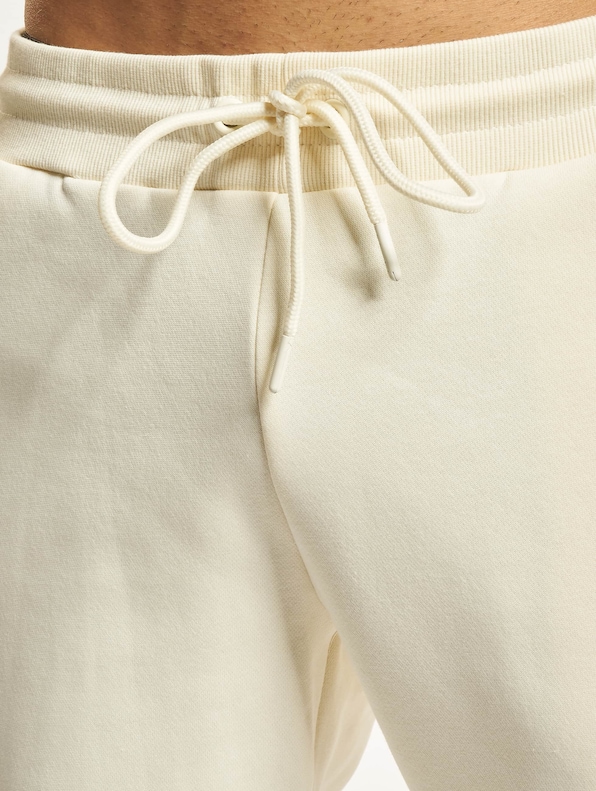 Essential Sweat-4