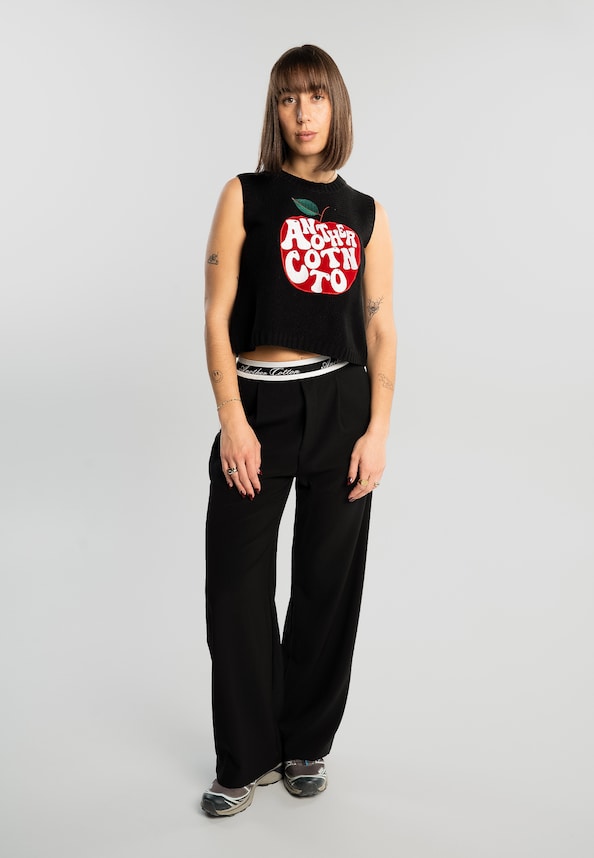 Cherry WMN Knit Vest-2