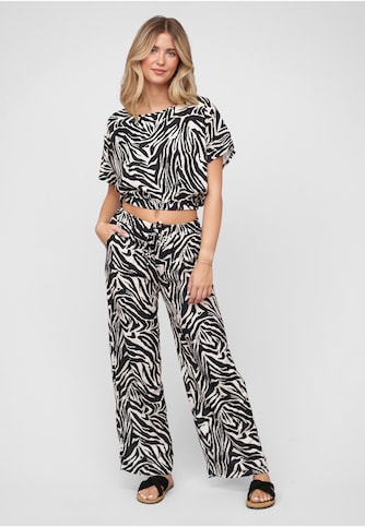 Set Batwing Top and Wide Pants