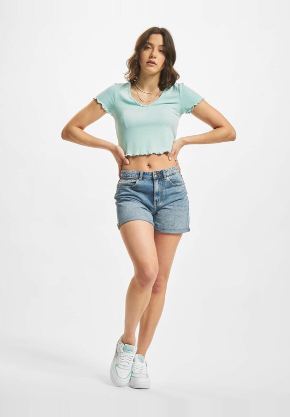 Kika V-Neck-4