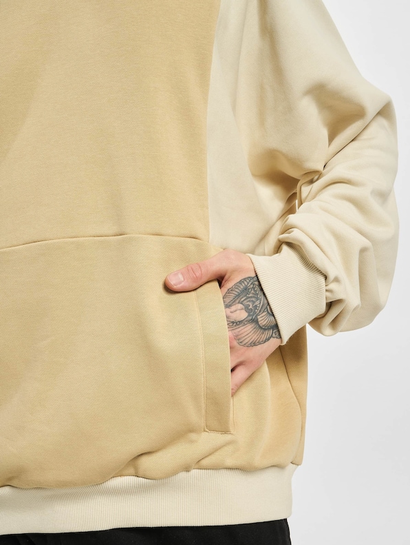 Cut On Sleeve-3