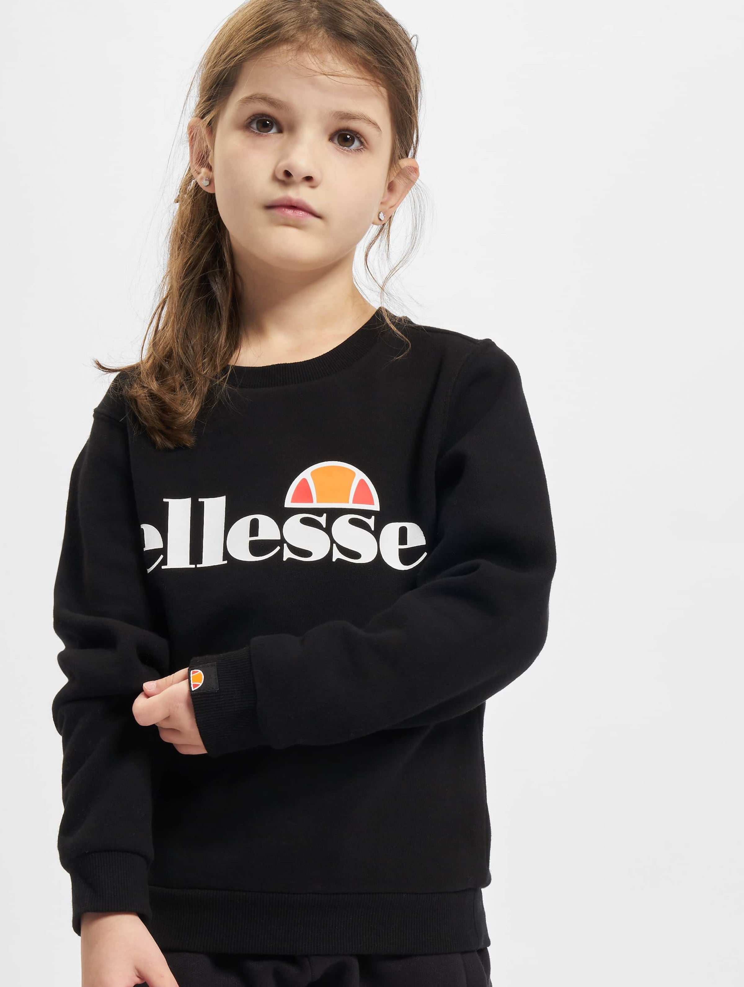 Ellesse best sale suprios sweatshirt