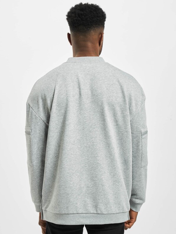 Training Terry Crew-1