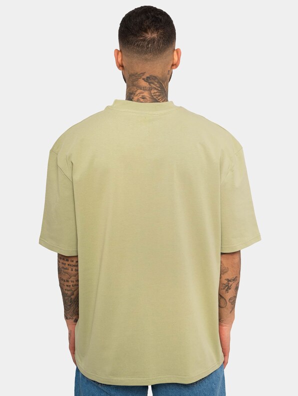 Dropsize Heavy HD Front Logo T-Shirt-1